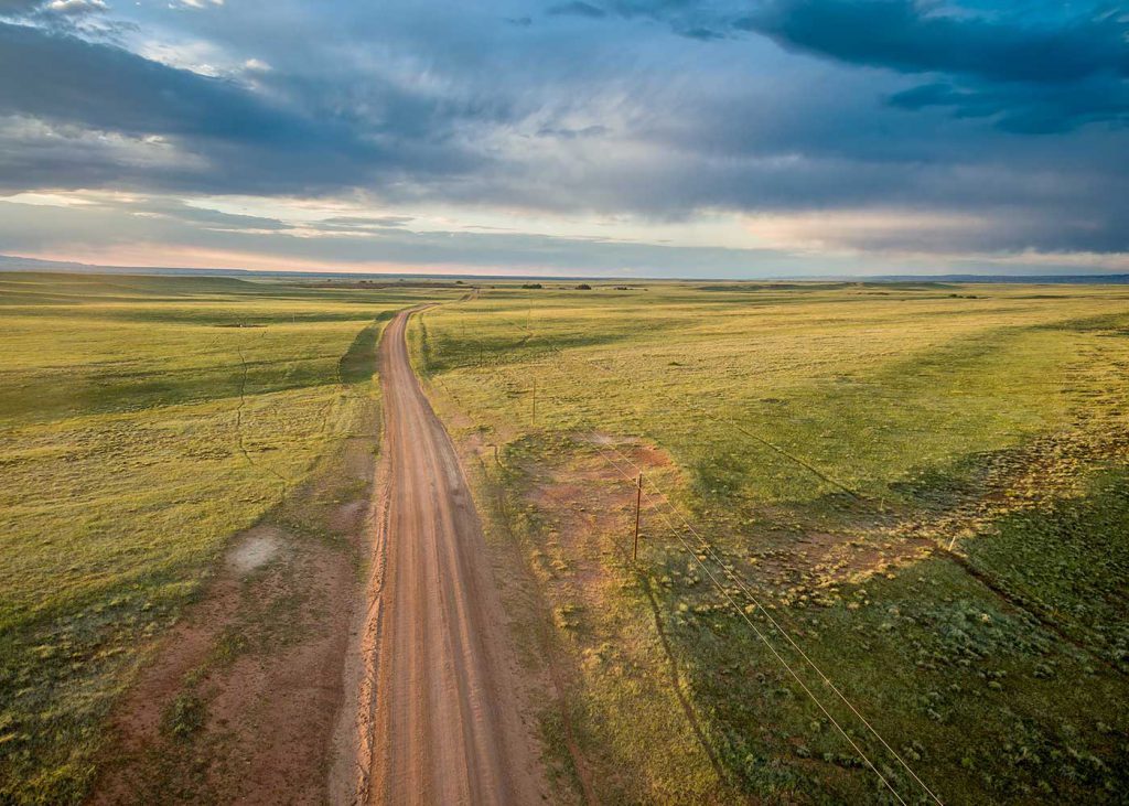 home prairie dirt road distant horizon image